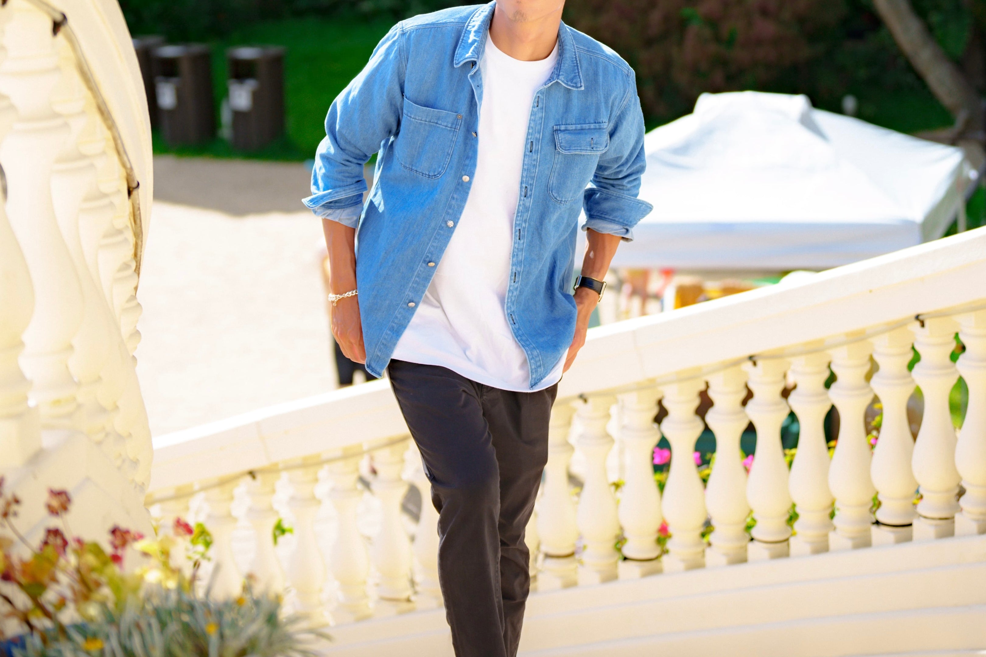“Blue denim shirt”that can be worn beautifully