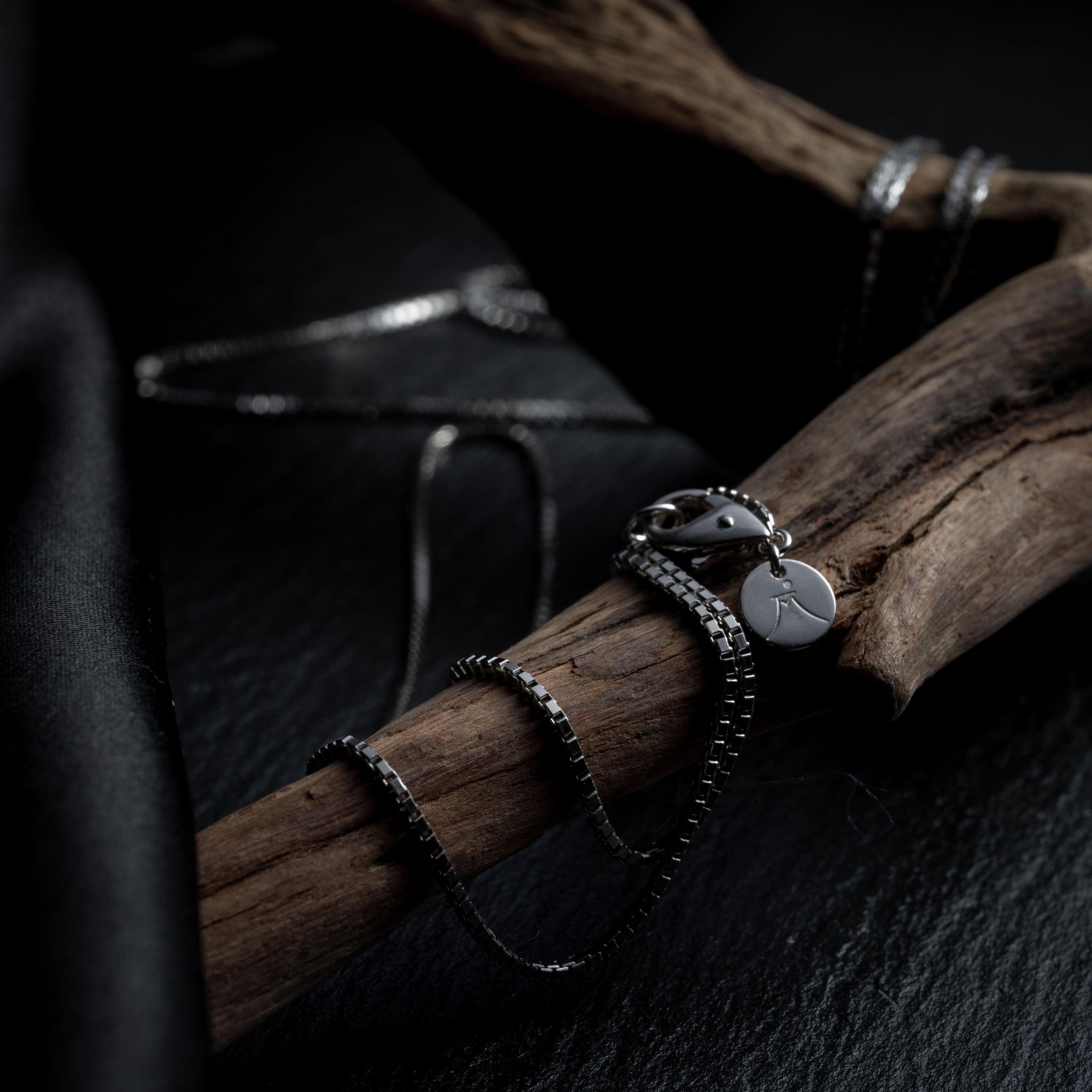 Platinum Necklace - 45cm