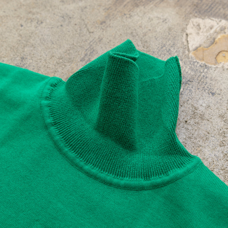 Italian-Sourced Turtleneck for Understated Elegance