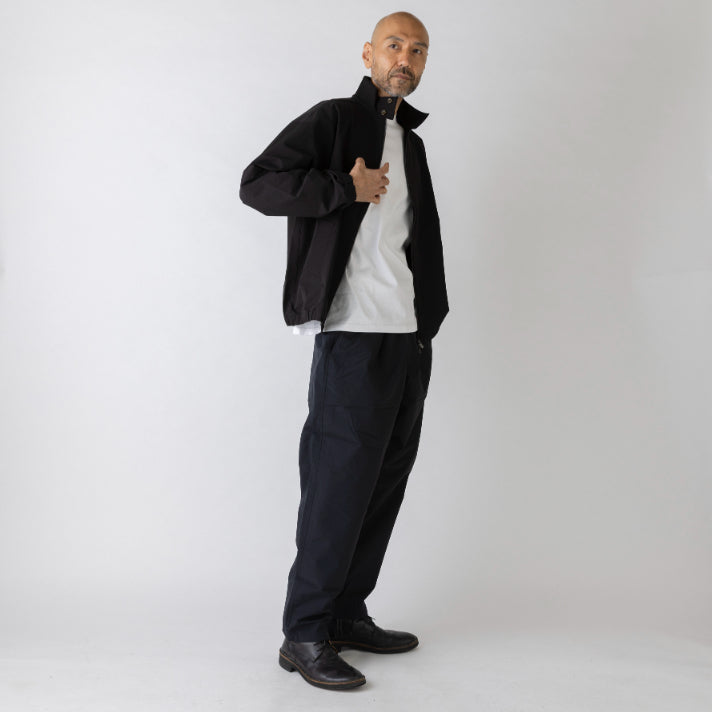 100 Must-Have Items for Men Aged 36 and Up: "Vintage Wash Cargo Pants"