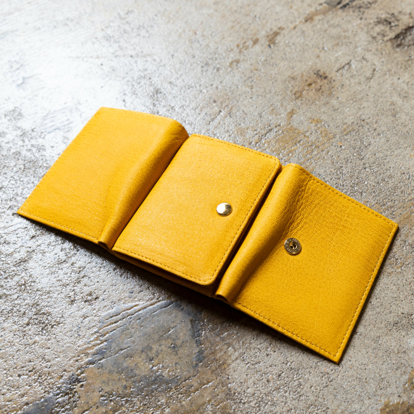 rifold Wallet — Premium Touch (7 Colors)