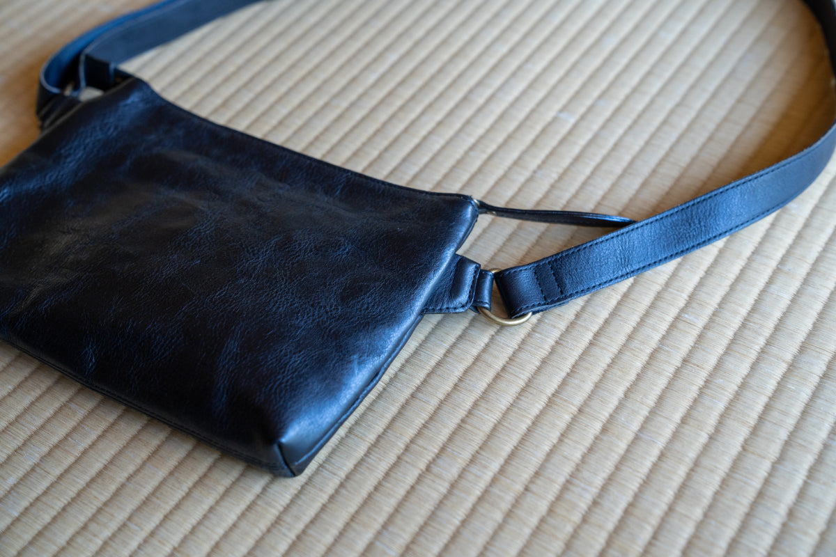 Handmade Japanese Full-Grain Leather Crossbody / Body Bag- Trusted by Japanese Users: 99.4% Satisfaction Rate on Our Domestic Site