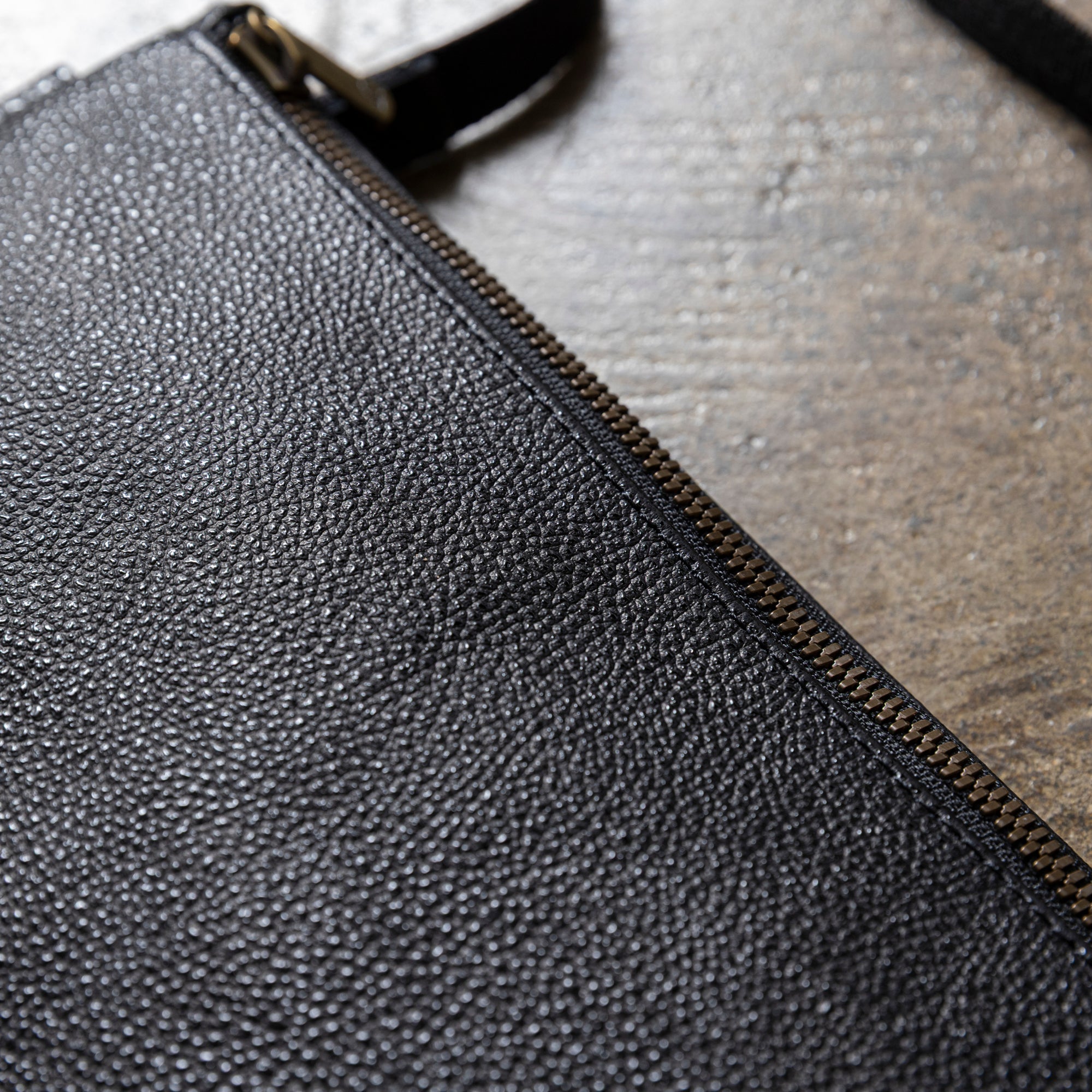 "Diamond of Leather" Black Zan Leather Shoulder Bag (Large)