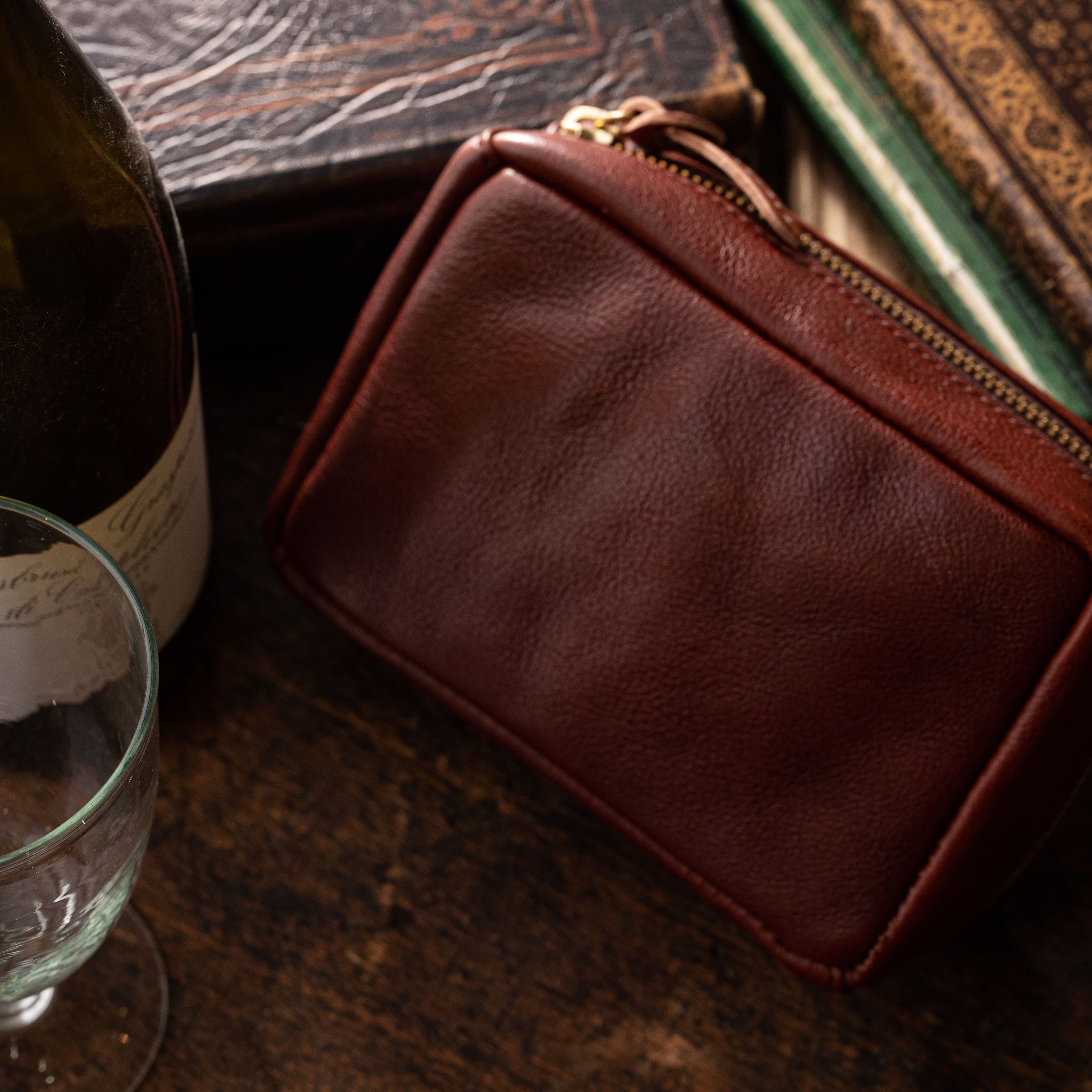 Square Journey Pouch - Update your Travel Style