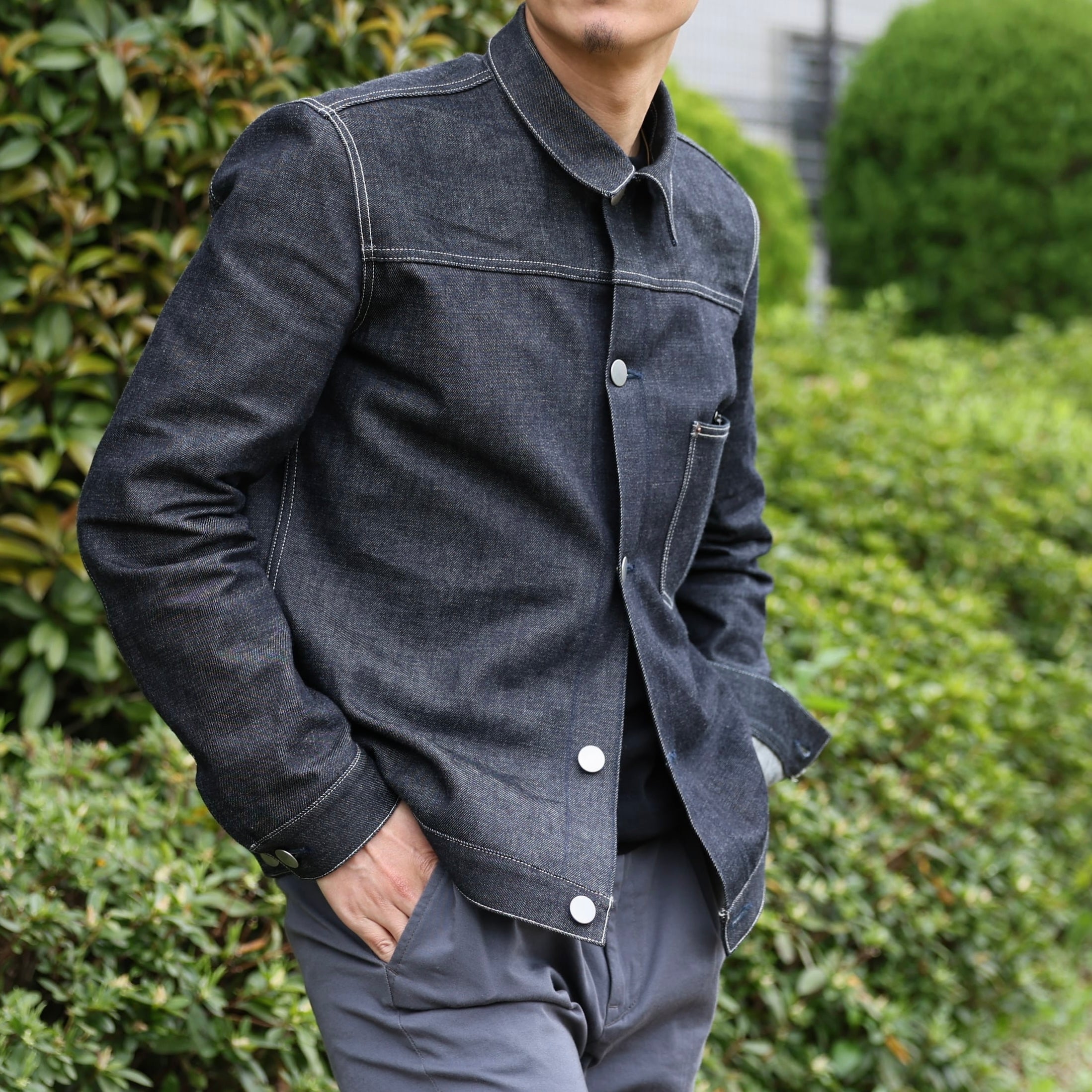 “Denim jacket” that you will still want to wear 50 years from now (setup)