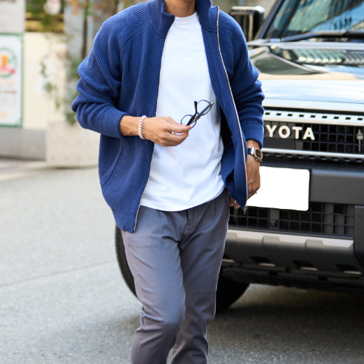 "Driver's Knit" That Projects the Image of a Capable Man