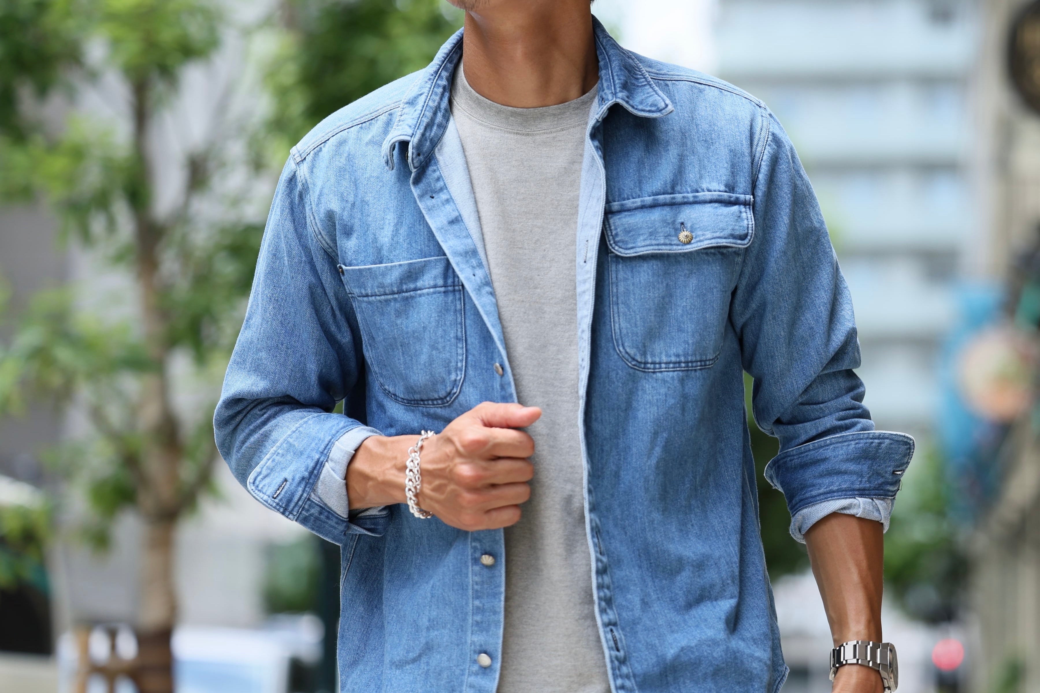 “Blue denim shirt”that can be worn beautifully