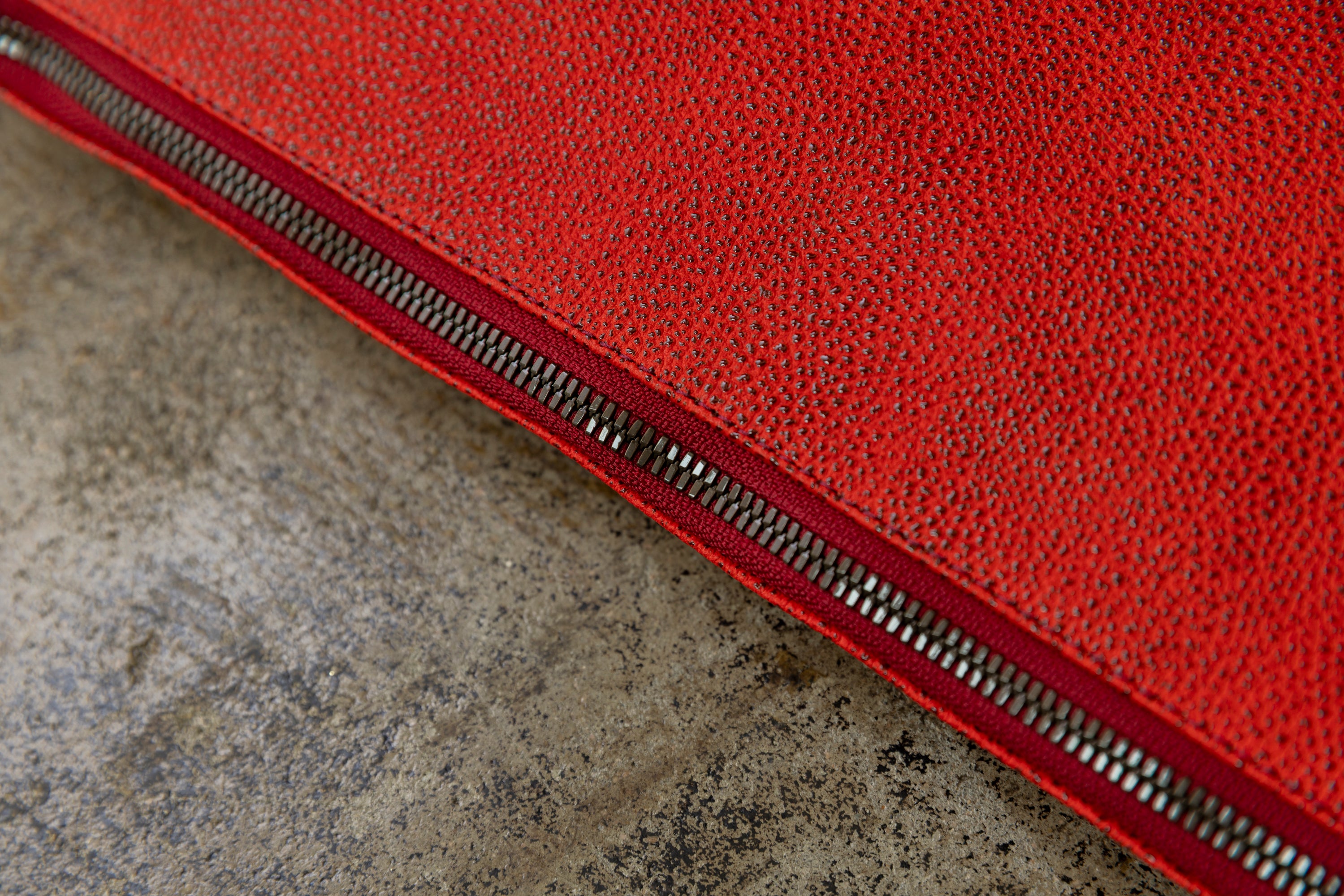 "Diamond of Leather" Black Zan Leather Shoulder Bag (Large)