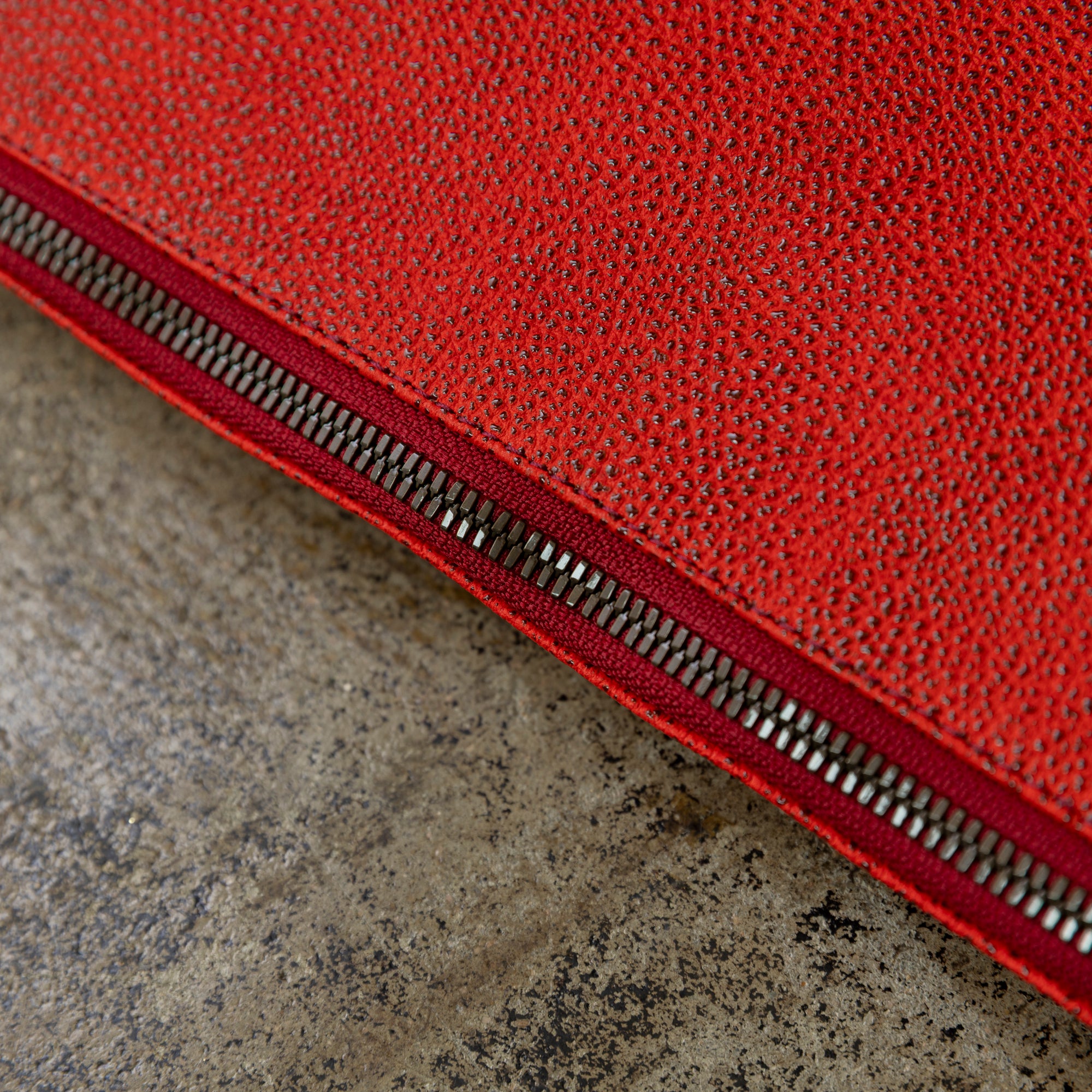 "Diamond of Leather" Black Zan Leather Shoulder Bag (Large)