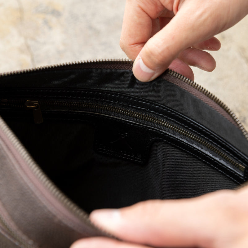 "Diamond of Leather" Black Zan Leather Shoulder Bag (Large)