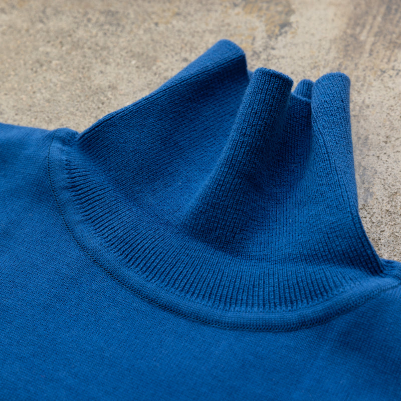 Italian-Sourced Turtleneck for Understated Elegance