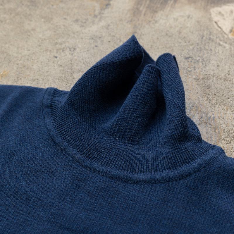 Italian-Sourced Turtleneck for Understated Elegance