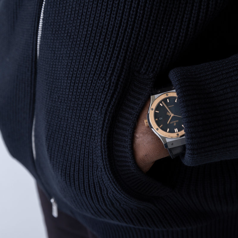 "Driver's Knit" That Projects the Image of a Capable Man