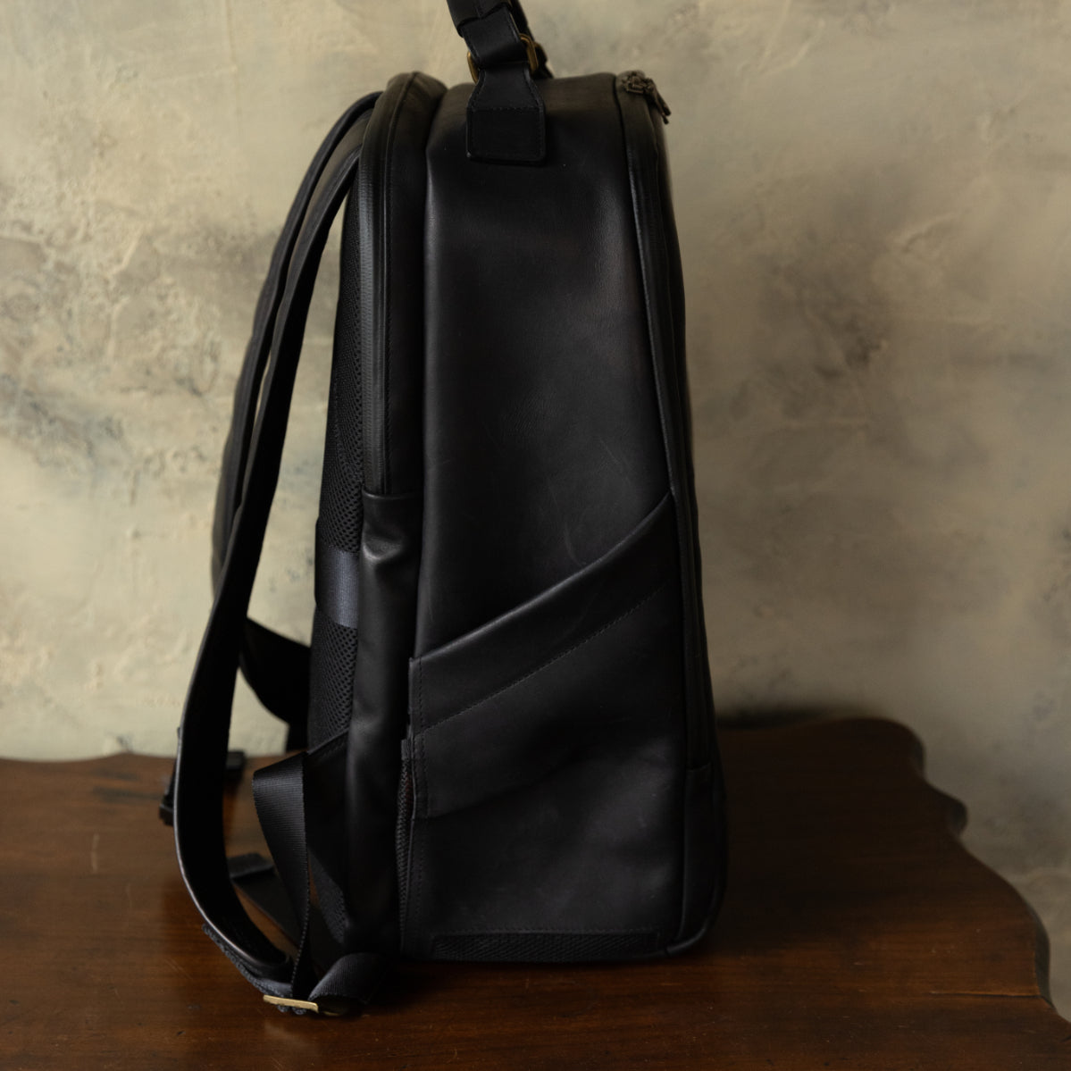 Luxe Waterproof Leather Backpack - For 30 & Up
