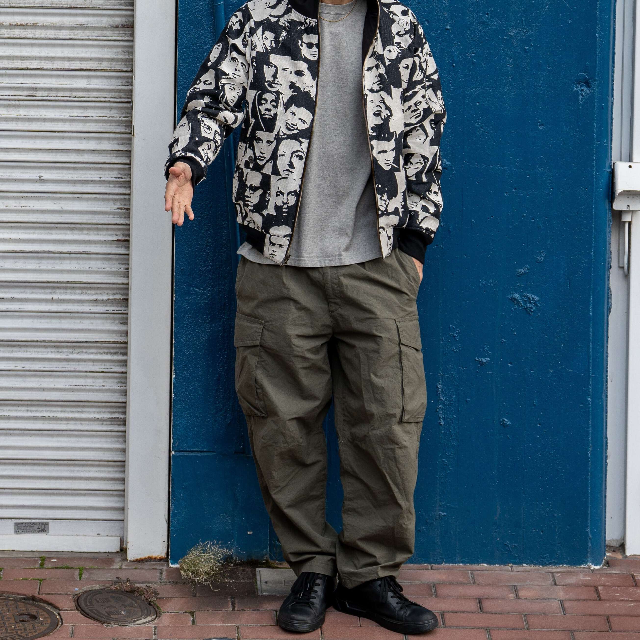 100 Must-Have Items for Men Aged 36 and Up: "Vintage Wash Cargo Pants"