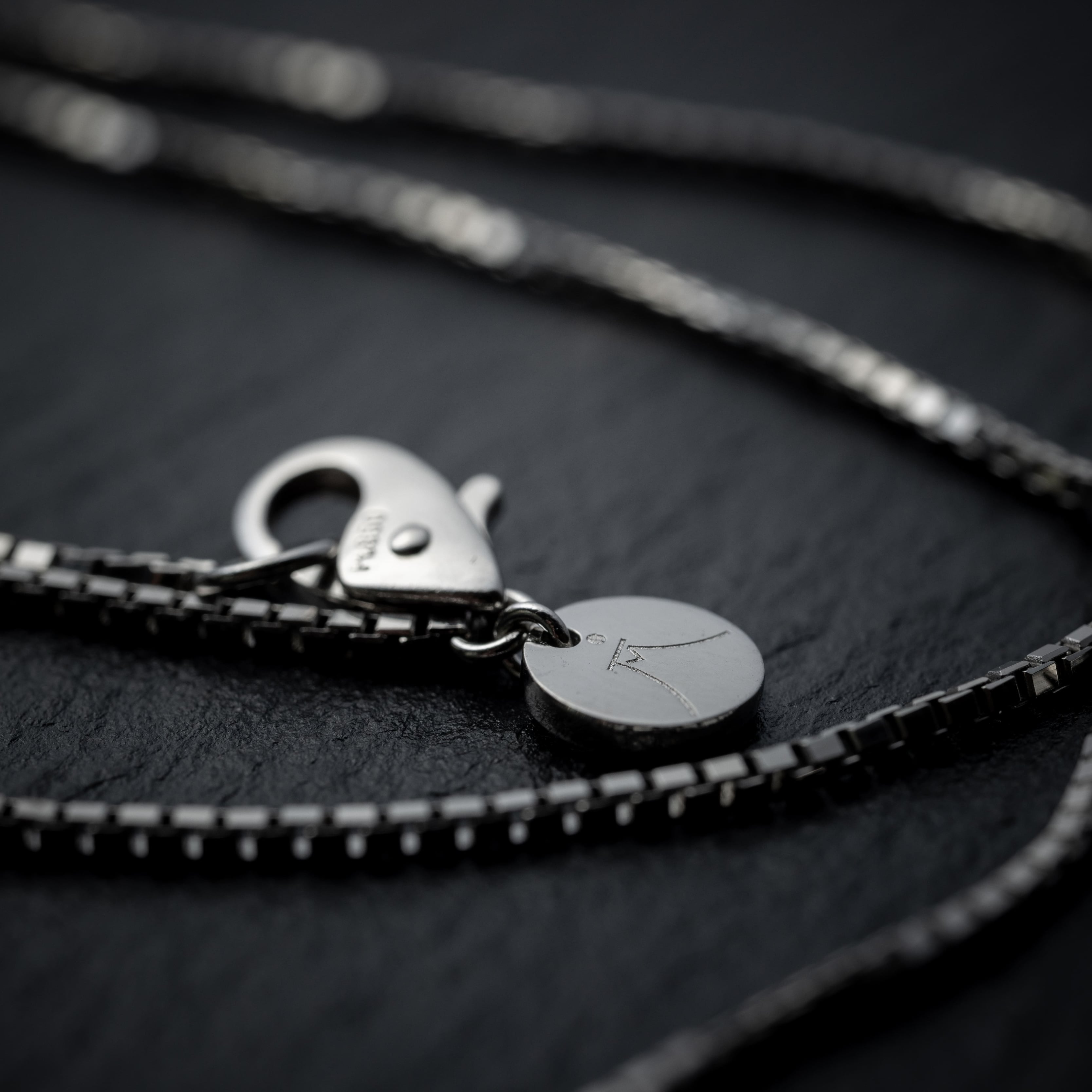 Platinum "45cm necklace"